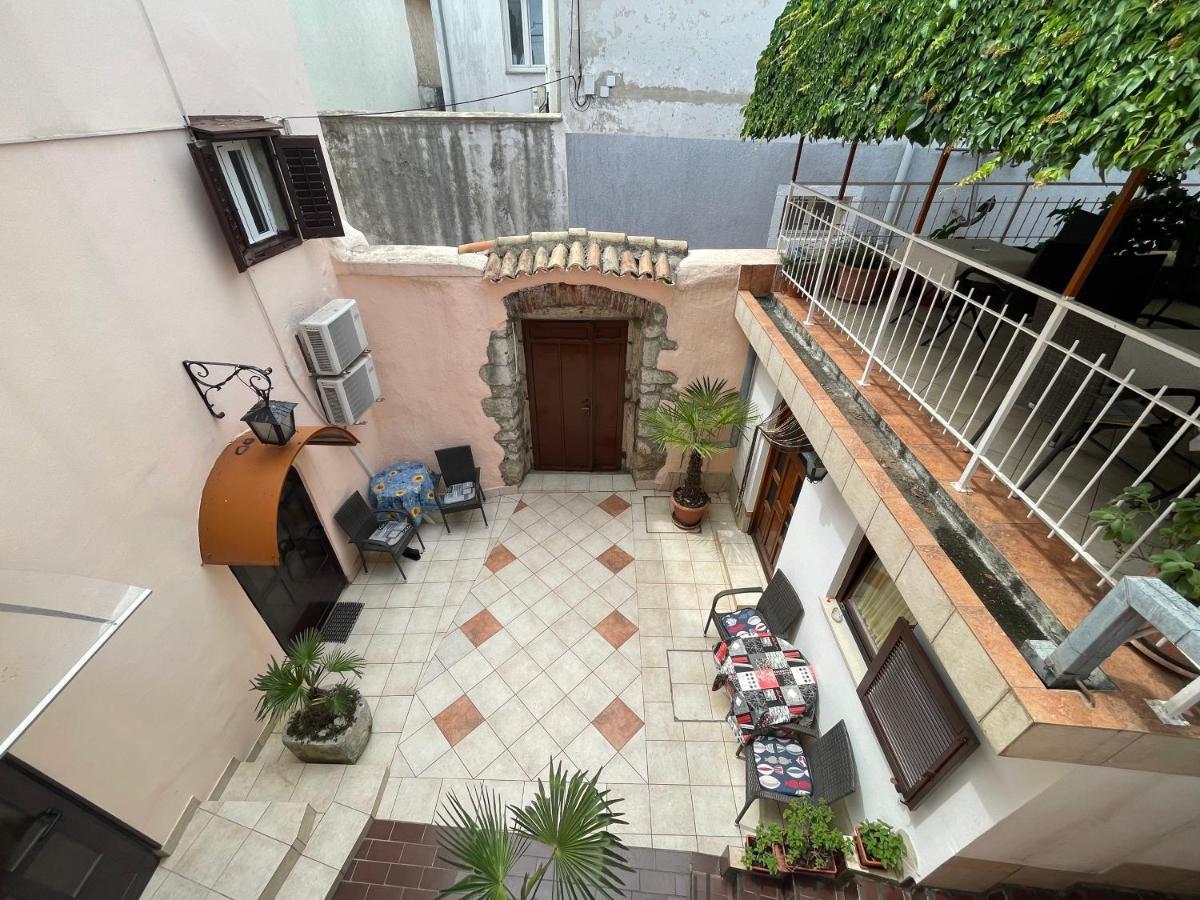 クルクCasa Di Nivesアパートメント エクステリア 写真