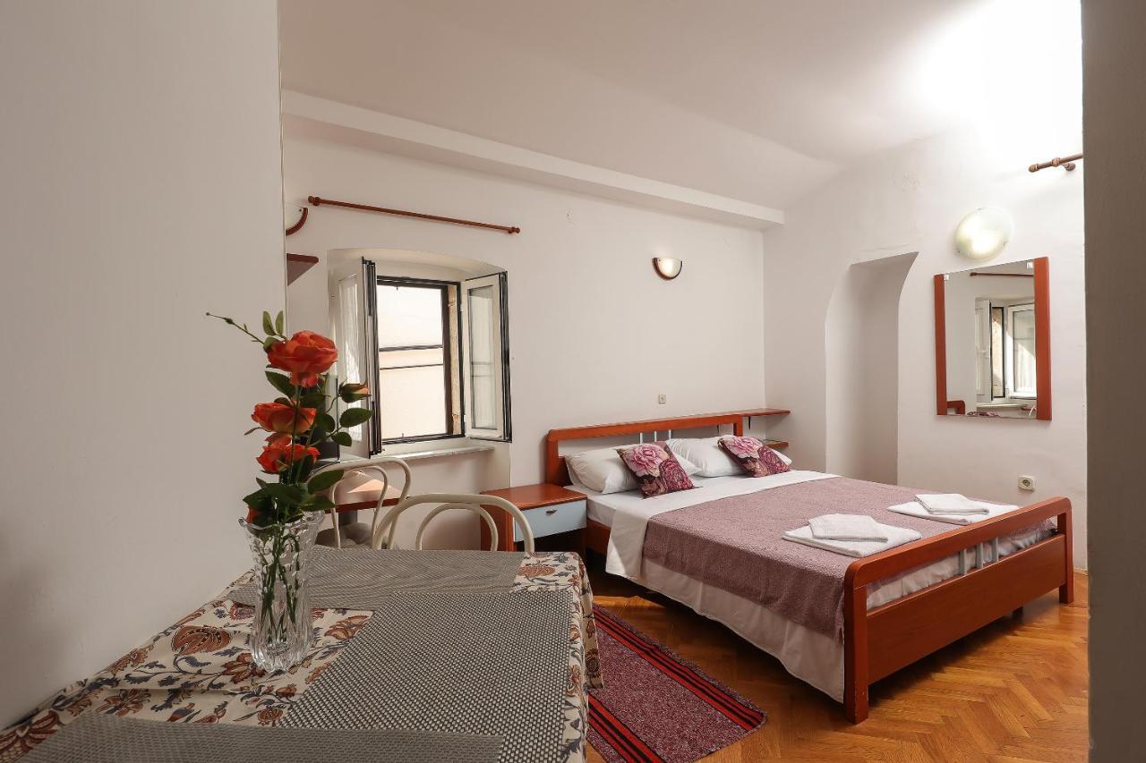 クルクCasa Di Nivesアパートメント エクステリア 写真